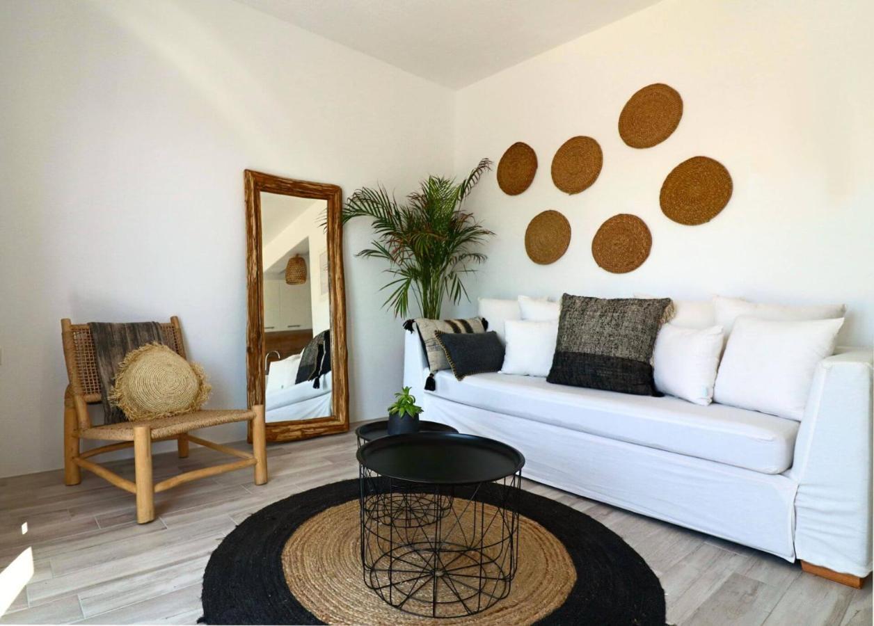 Beach Apartment Thalia With Hot Tub And Sea View Agios Prokopios  Exterior photo